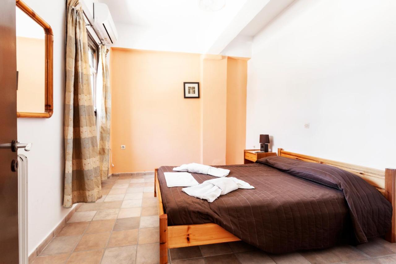 One Bedroom Apartment With Kitchenette# 12 A Raches  Eksteriør billede